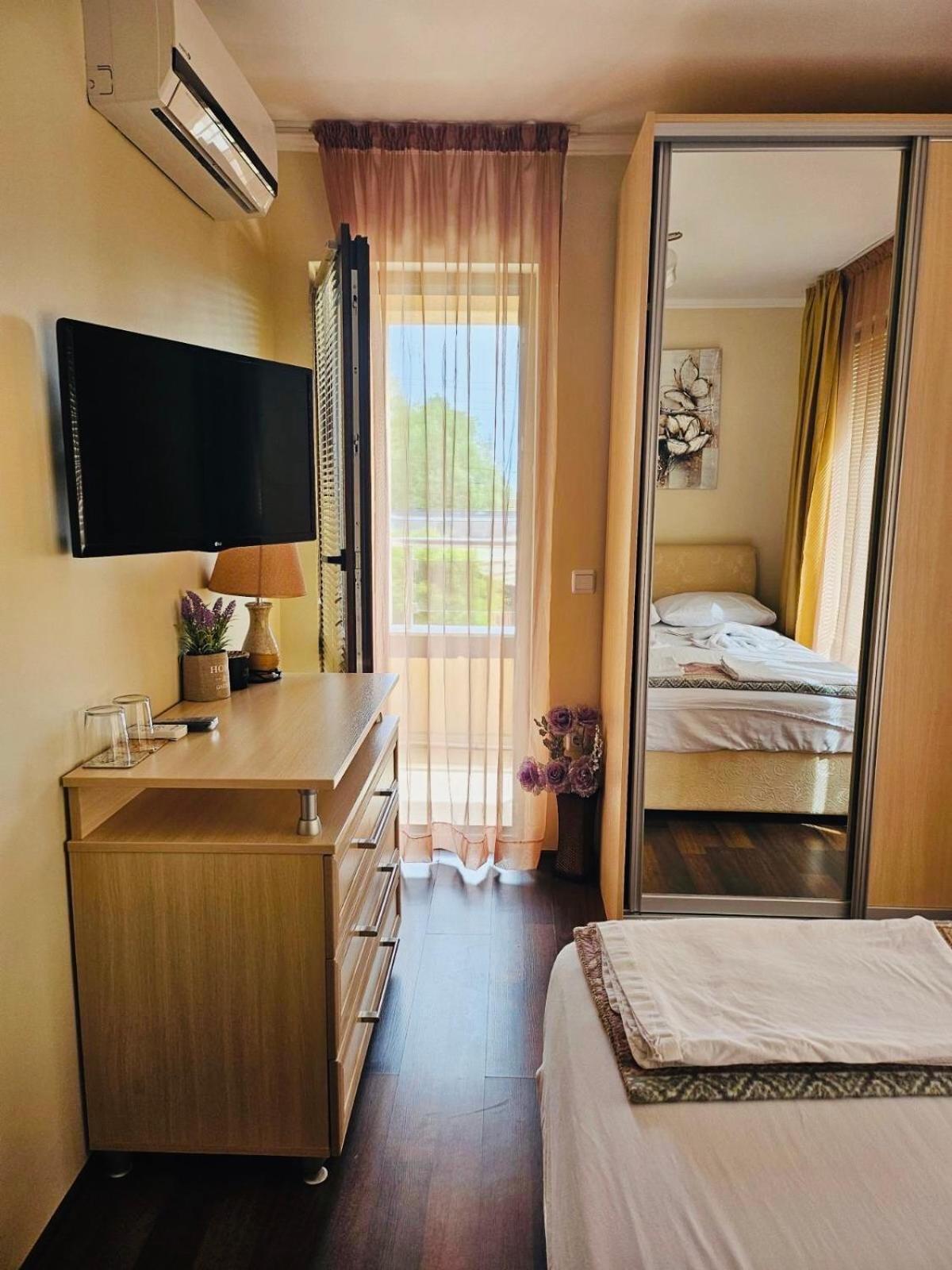 סוזופול Apartment 7 And Studio 2 Quietly And Peaceful Place To Relax מראה חיצוני תמונה