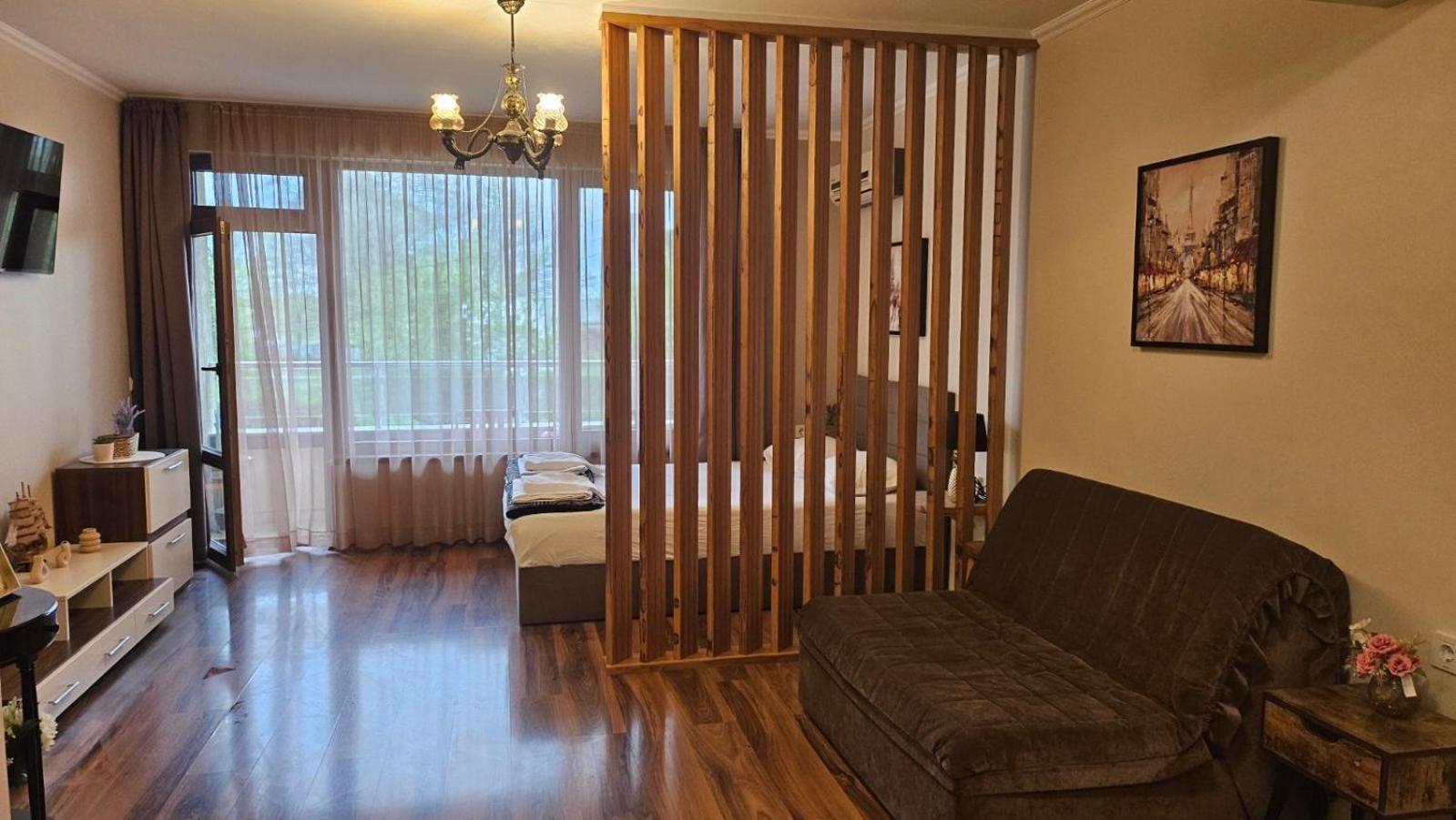 סוזופול Apartment 7 And Studio 2 Quietly And Peaceful Place To Relax מראה חיצוני תמונה